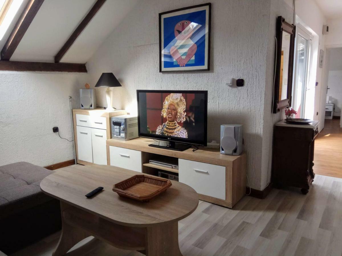 Apartman Slava Tisno Ngoại thất bức ảnh