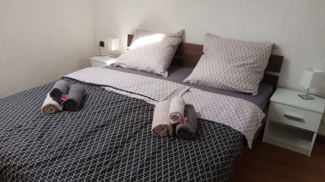 Apartman Slava Tisno Ngoại thất bức ảnh