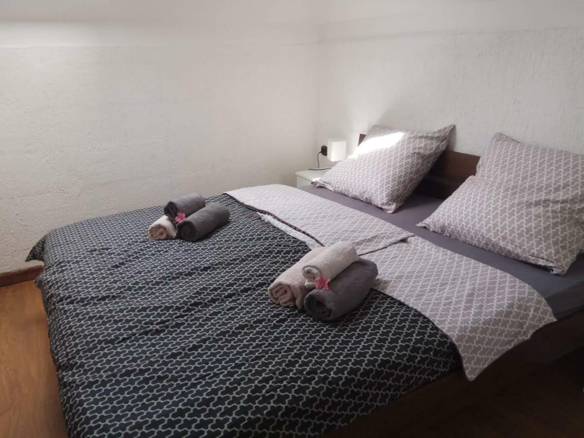 Apartman Slava Tisno Ngoại thất bức ảnh