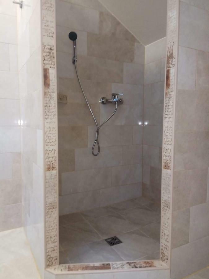 Apartman Slava Tisno Ngoại thất bức ảnh